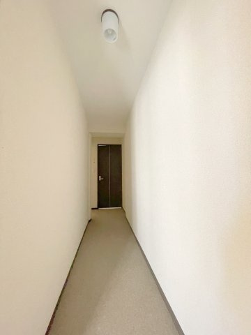 検見川パークマンションB棟の内装|廊下