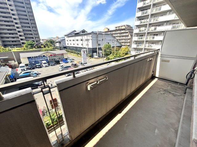 アーデンコート住吉川のバルコニー