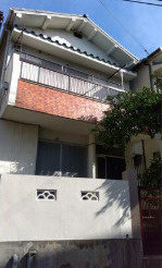 朝霧南町４丁目貸家