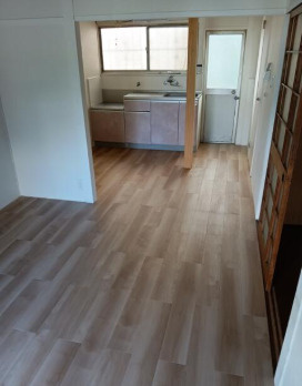 朝霧南町４丁目貸家の居間・リビング