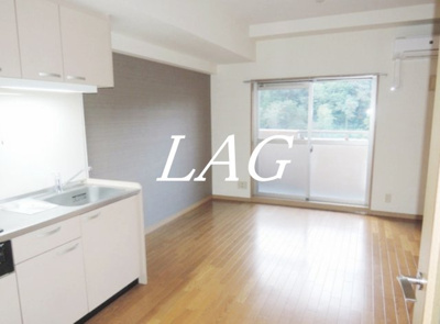 【居間・リビング】 | リベルテ | 洋室のお部屋です。