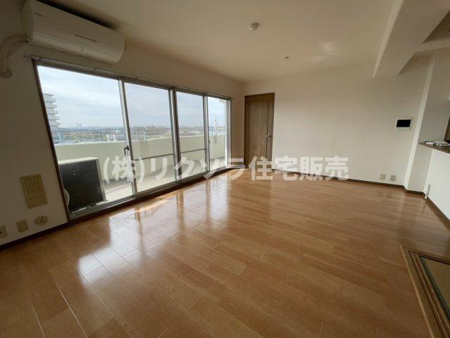 ディオフェルティ枚方の独立洗面台|シャワー付き洗面化粧台
■物件内覧・資金計画相談・住宅ローン相談、リフォーム相談、お問合せ受付中■
※当日・翌日のご内覧、ご相談はお電話でのお問合せがスムーズです！