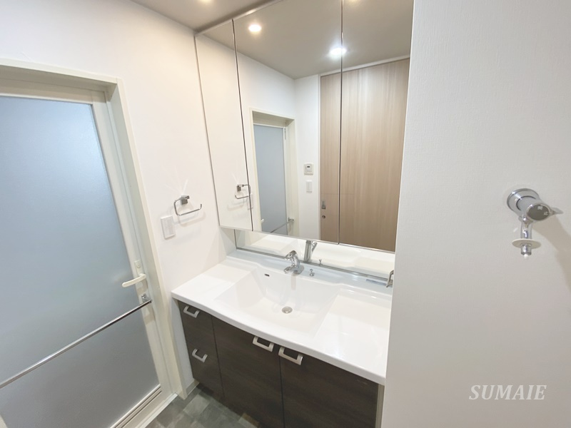 コンフォリア大宮の独立洗面台|独立洗面台です☆