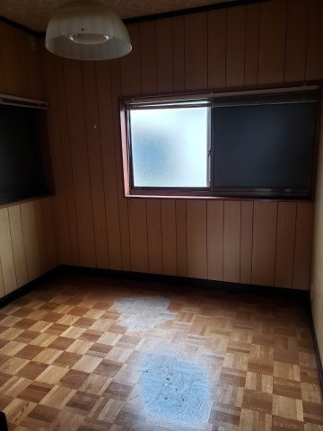 桜井市金屋の洋室