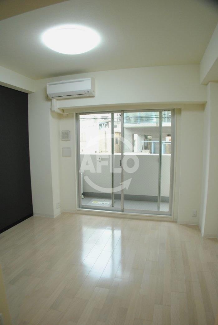 ドゥーエなんば南の居間・リビング