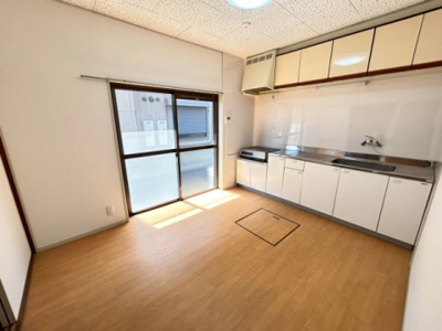 【居間・リビング】 | 今堅田②　貸店舗事務所　Ｉ邸