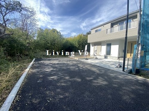 【居間・リビング】 | 【仲介手数料０円】茅ヶ崎市円蔵3期　新築一戸建て　2号棟　全2棟 | 茅ヶ崎市円蔵3期　新築一戸建て　2号棟　全2棟