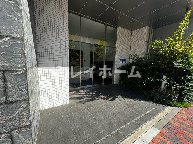 レジディア蒲田Ⅳのエントランス