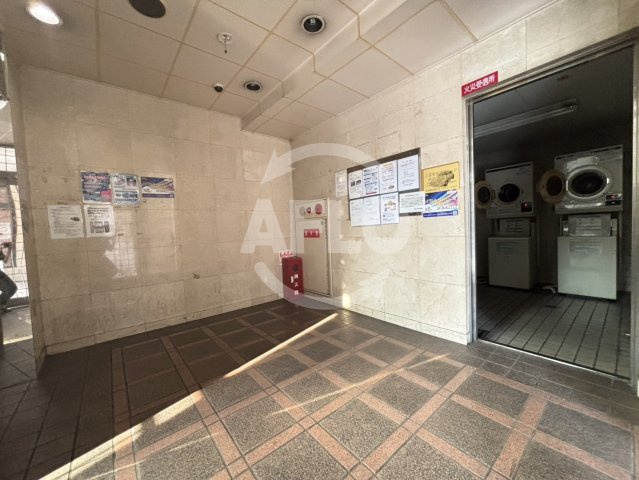 東洋プラザ泉尾のエントランス|東洋プラザ泉尾　コインランドリー