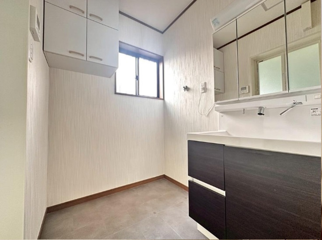 【独立洗面台】