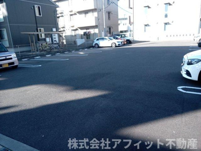 【駐車場】 | D-roomトラベシア