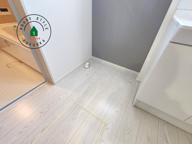 福津市津屋崎1丁目第5-2棟（2号棟）のランドリースペース|ランドリースペースとなります。広々して有効的にご使用できます。 