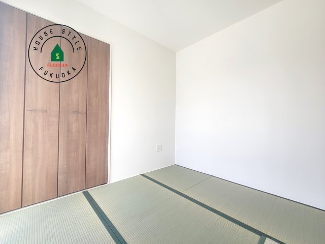 福津市津屋崎1丁目第5-2棟（2号棟）の内観：施工例|柔らかい畳が心地よい和室