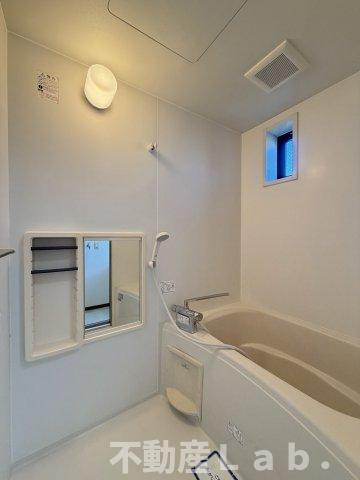 ハピネス高柳　Ｃ棟の浴室