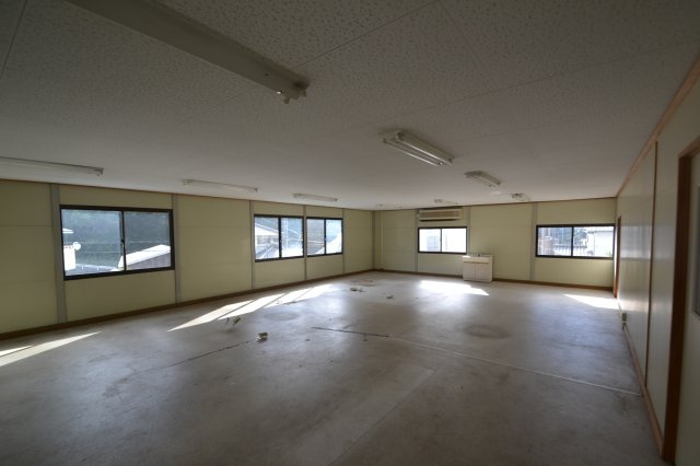 【内装】 | 大野倉庫