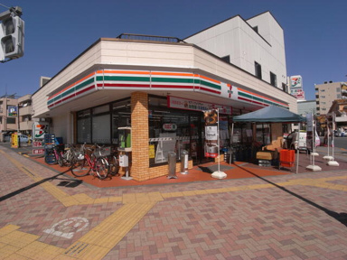 セブンイレブン青梅河…まで236m