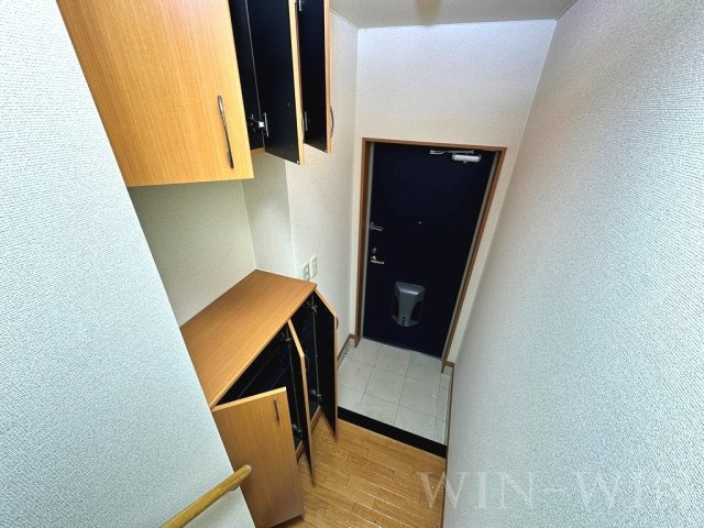 フィールドピア Wの玄関