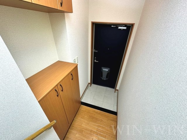 フィールドピア Wの玄関