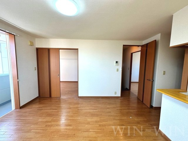 フィールドピア Wの居間・リビング