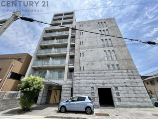 オートロック・防犯カメラ付きで安心