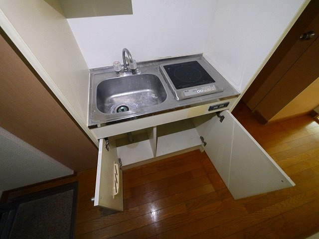 レオパレスナカノのキッチン|キッチンです