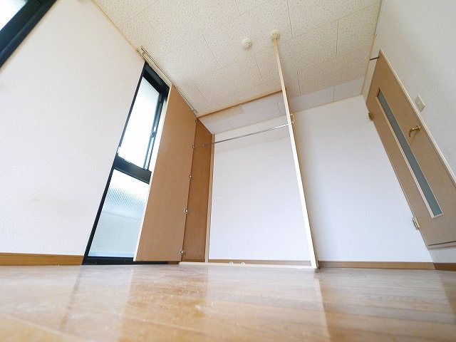 レオパレスナカノの収納|十分な収納スペースがあります