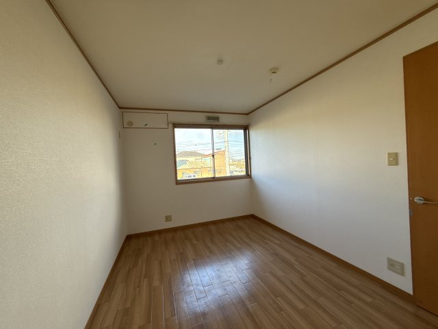 コンフォート高町Ⅱの子供部屋