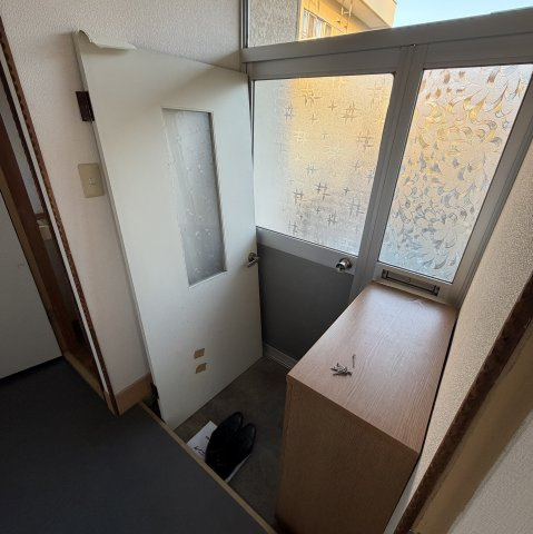 フジナカコーポⅦの玄関