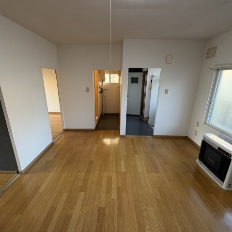 フジナカコーポⅦの居間・リビング