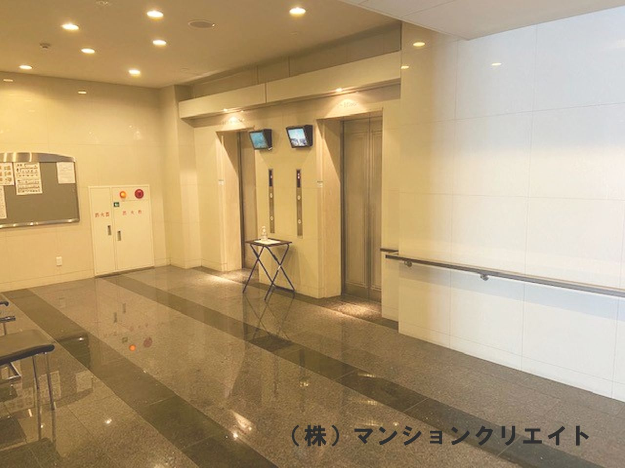 エリアスのエントランス
