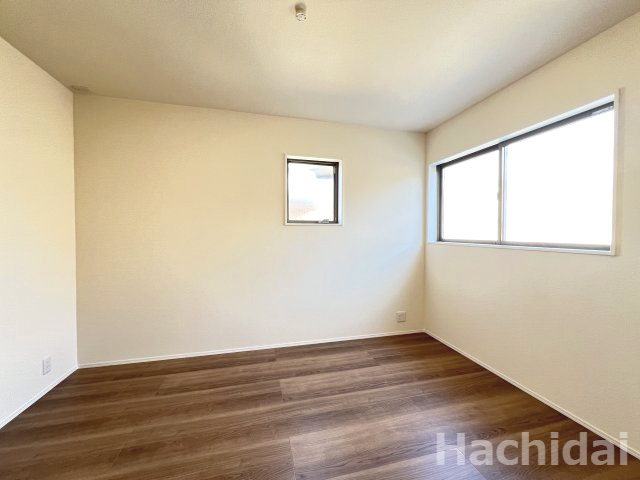 碧南市堀方町（新築一戸建）の洋室|6帖洋室