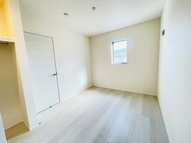 岡崎第255下和田町　新築分譲住宅　全3棟　2号棟の洋室|家族一人一人の大切なプライベート空間です。