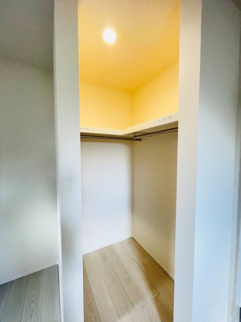 岡崎第255下和田町　新築分譲住宅　全3棟　2号棟の収納|豊富な数のクローゼットには、衣類、日用品、家族の思い出まで大切に保管できます♪