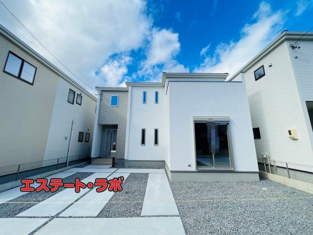 岡崎第255下和田町　新築分譲住宅　全3棟　2号棟の外観|●完成物件の内覧受付中。
お気軽にお問合せください♪