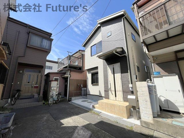 八潮市古新田　新築戸建　全1棟の前面道路含む現地写真|前面道路含む現地写真です。