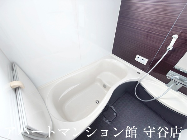 リトルオリーブの浴室