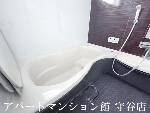 リトルオリーブの浴室