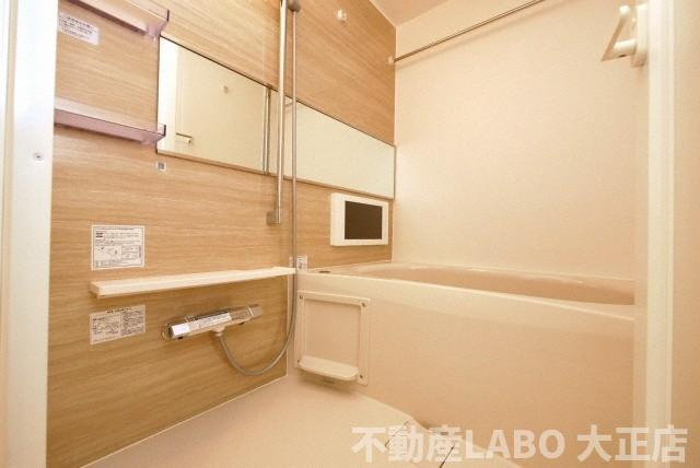 プレジオ阿波座の浴室