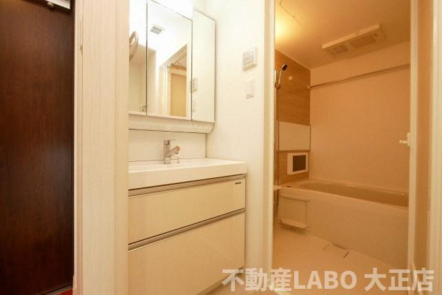 プレジオ阿波座の洗面所