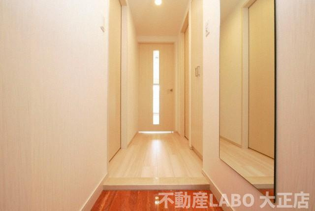 プレジオ阿波座の玄関