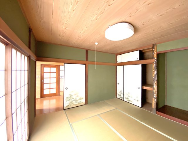 長生村一松丙466貸家の和室