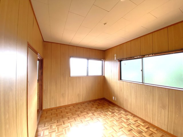 長生村一松丙466貸家の内装