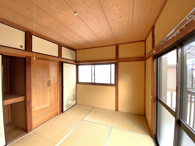 長生村一松丙466貸家の和室