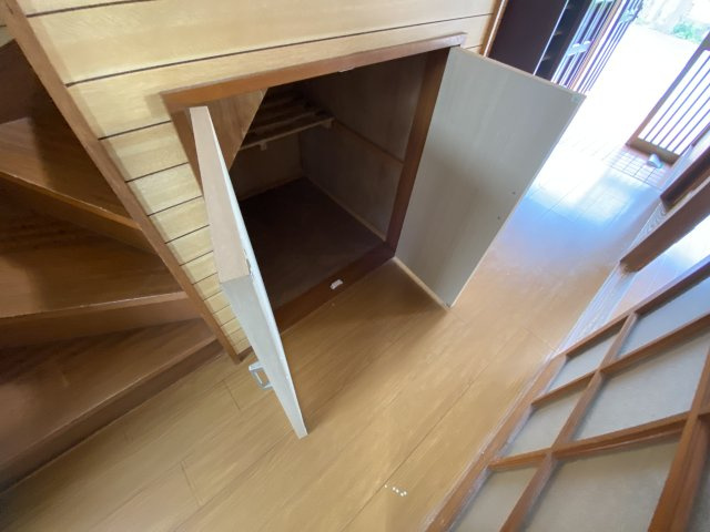 長生村一松丙466貸家の収納