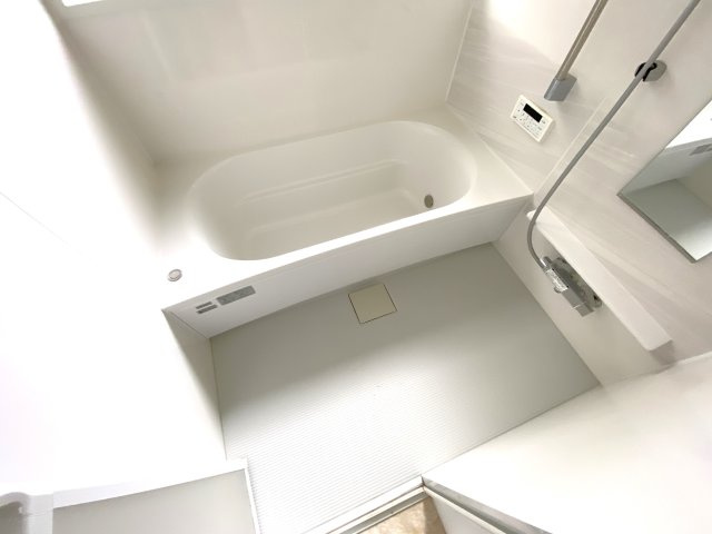 長生村一松丙466貸家の浴室