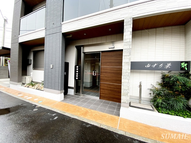 ゆずり葉のエントランス|エントランス！