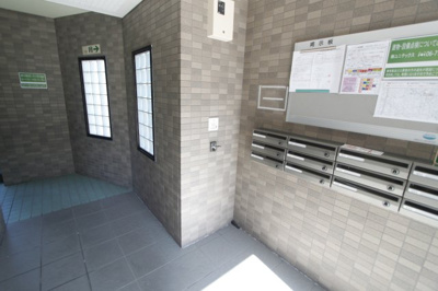 【エントランス】 | ノーブル参番館