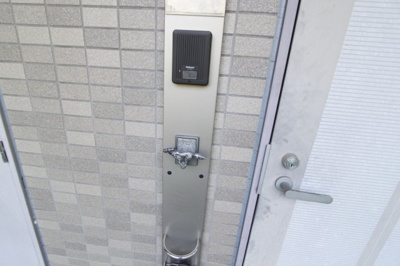 【玄関】 | ノーブル参番館