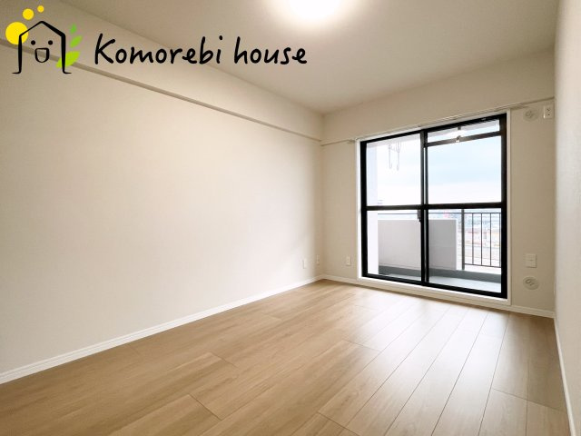 プロムナード大宮春野B-4番館の洋室|コンパクトで使いやすい洋室です