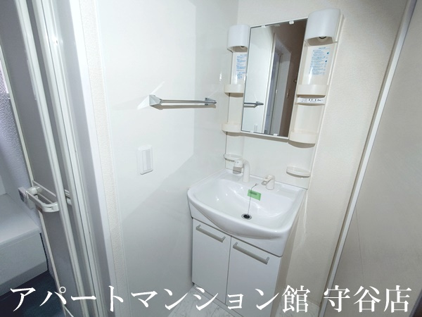 サニーサイドの独立洗面台